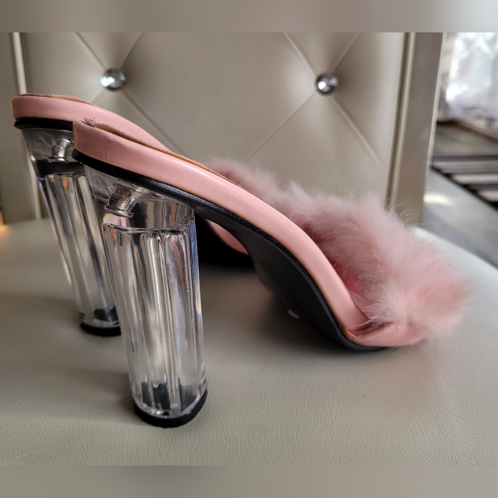 Forever 21 Boudoir/Sexy Barbie Pink Rabbit Fur Clear Heeled Sandals 8.5 - Picture 6 of 16